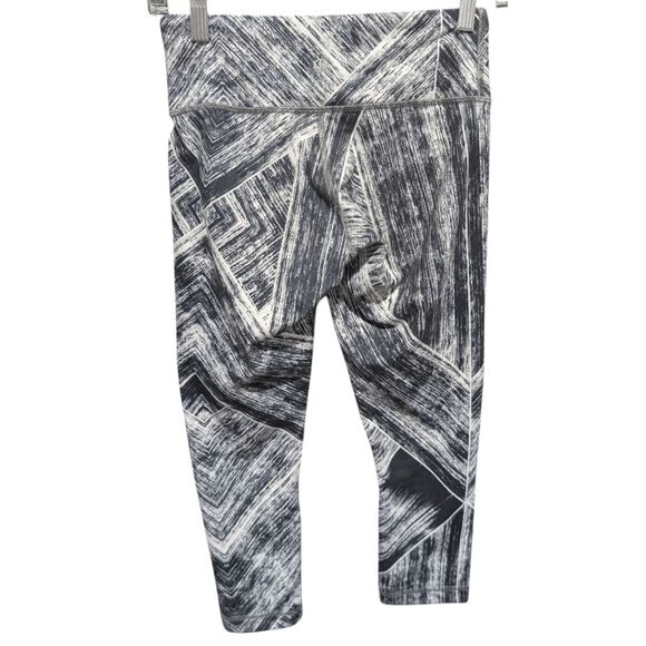 LULULEMON ATHLETICA Wunder Under Crop 21' In Heat Wave Size 4 - Picture 3 of 3